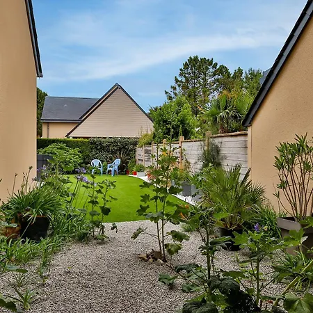 Maison Les Ecrehous * Saint-Germain-sur-Ay